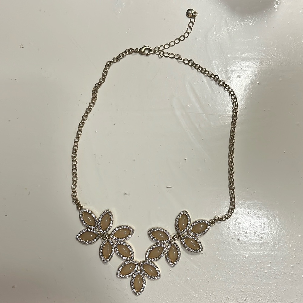 Cream and gold necklace. A little tarnished